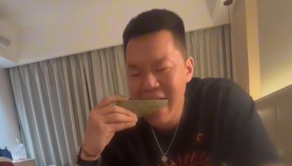 热门吃瓜视频,娱乐圈幕后真相大曝光！