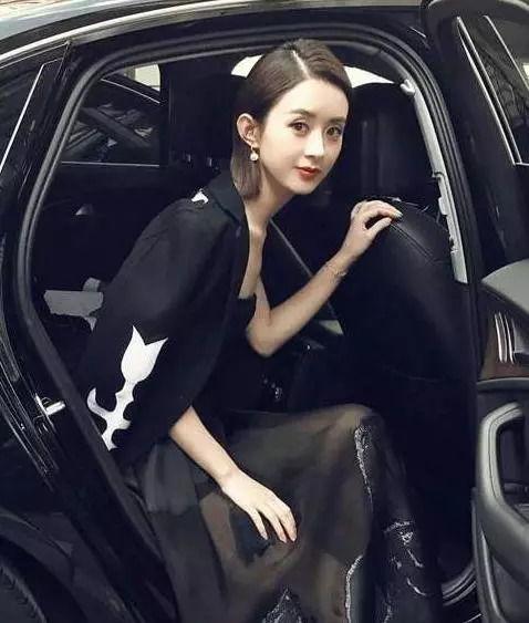 明星网红下车视频合集,明星网红下车瞬间精彩合集