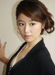 明星网红林心如图片,美丽与智慧并存