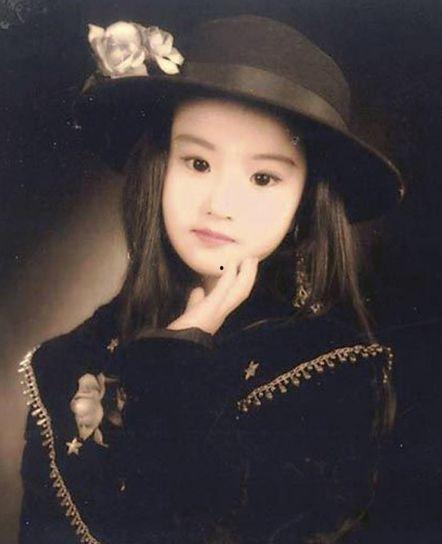 用图片识别明星网红照片,一图识颜，揭秘网络红人魅力