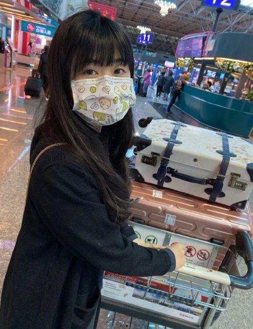 明星网红武汉加油女孩,网红力量助力战“疫”温情瞬间